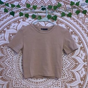 Zara XS Beige cropped shirt